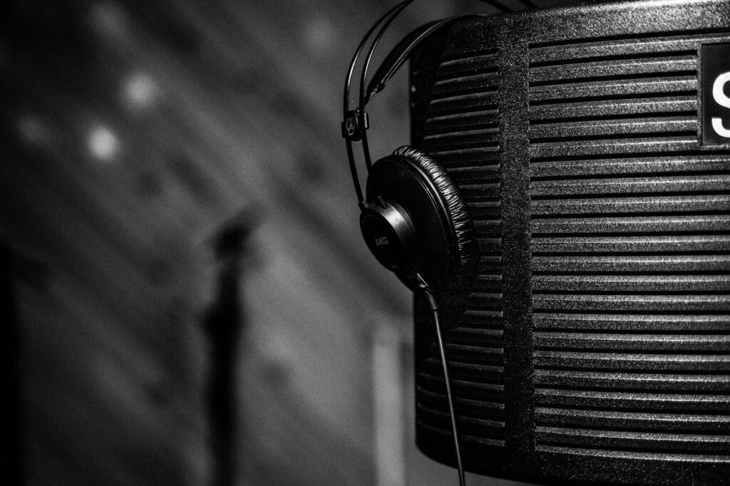 AKG K240 Studio: recensione cuffie semi-aperte da studio